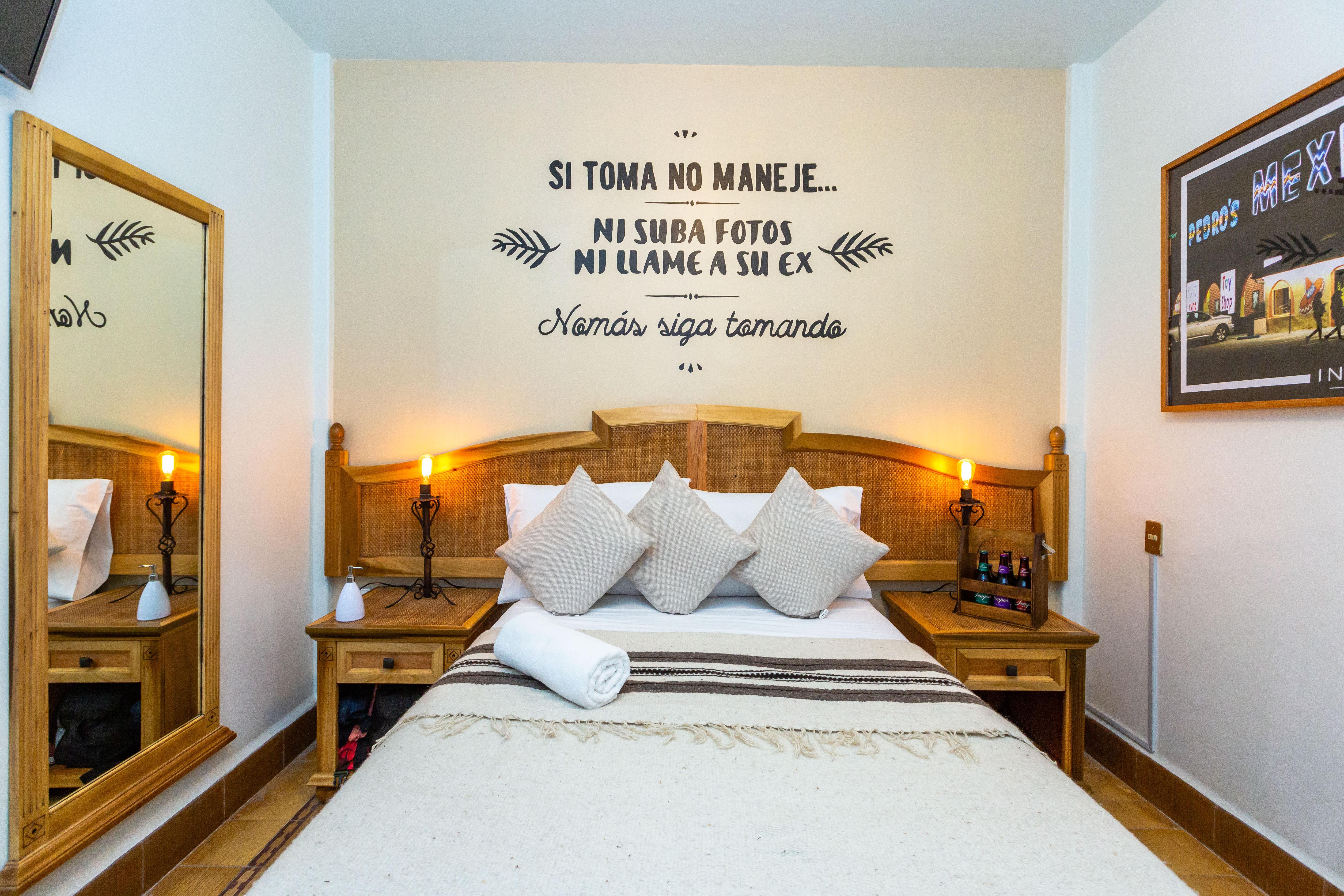 Mala Vecindad Beer Hotel مدينة مكسيكو المظهر الخارجي الصورة