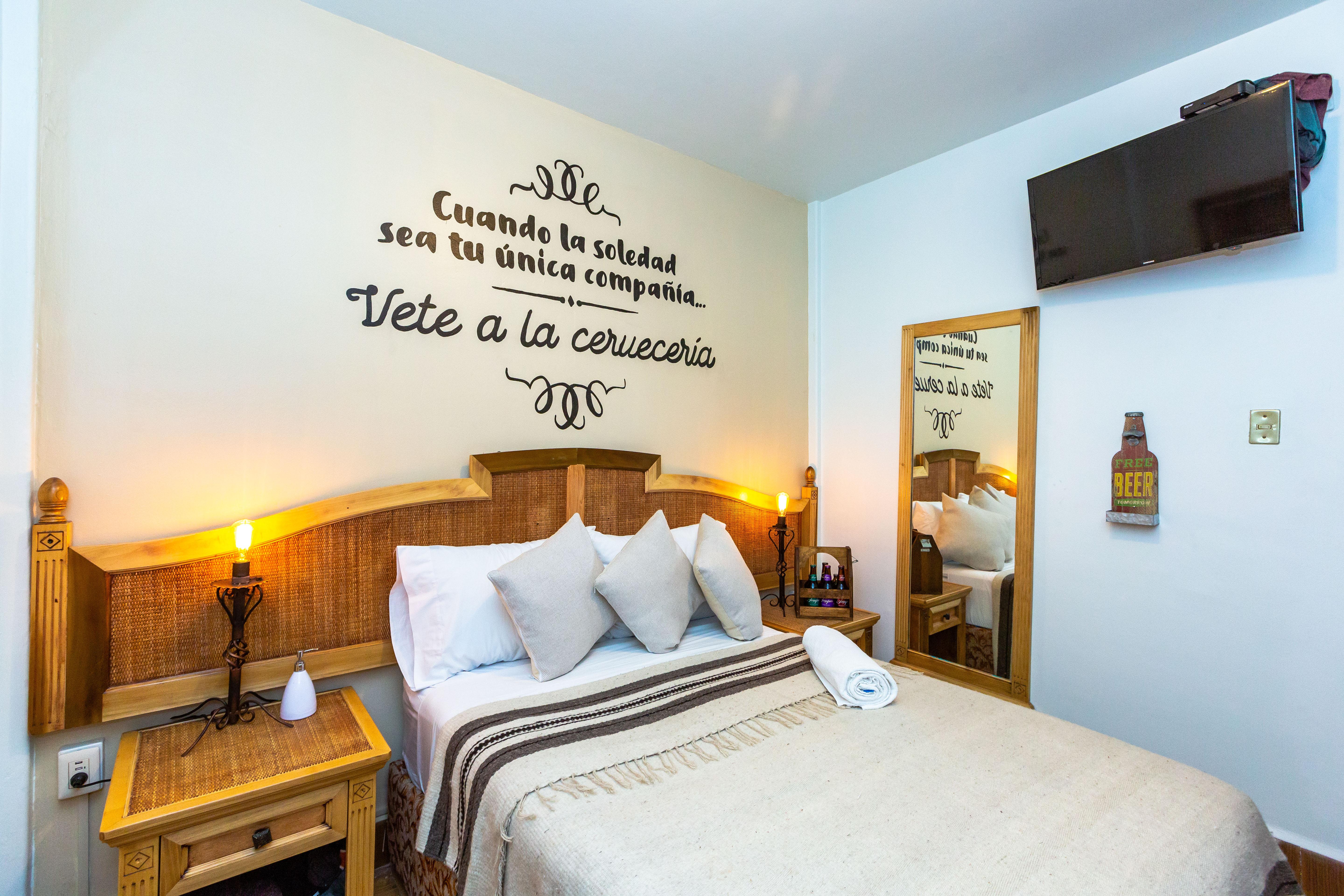 Mala Vecindad Beer Hotel مدينة مكسيكو المظهر الخارجي الصورة