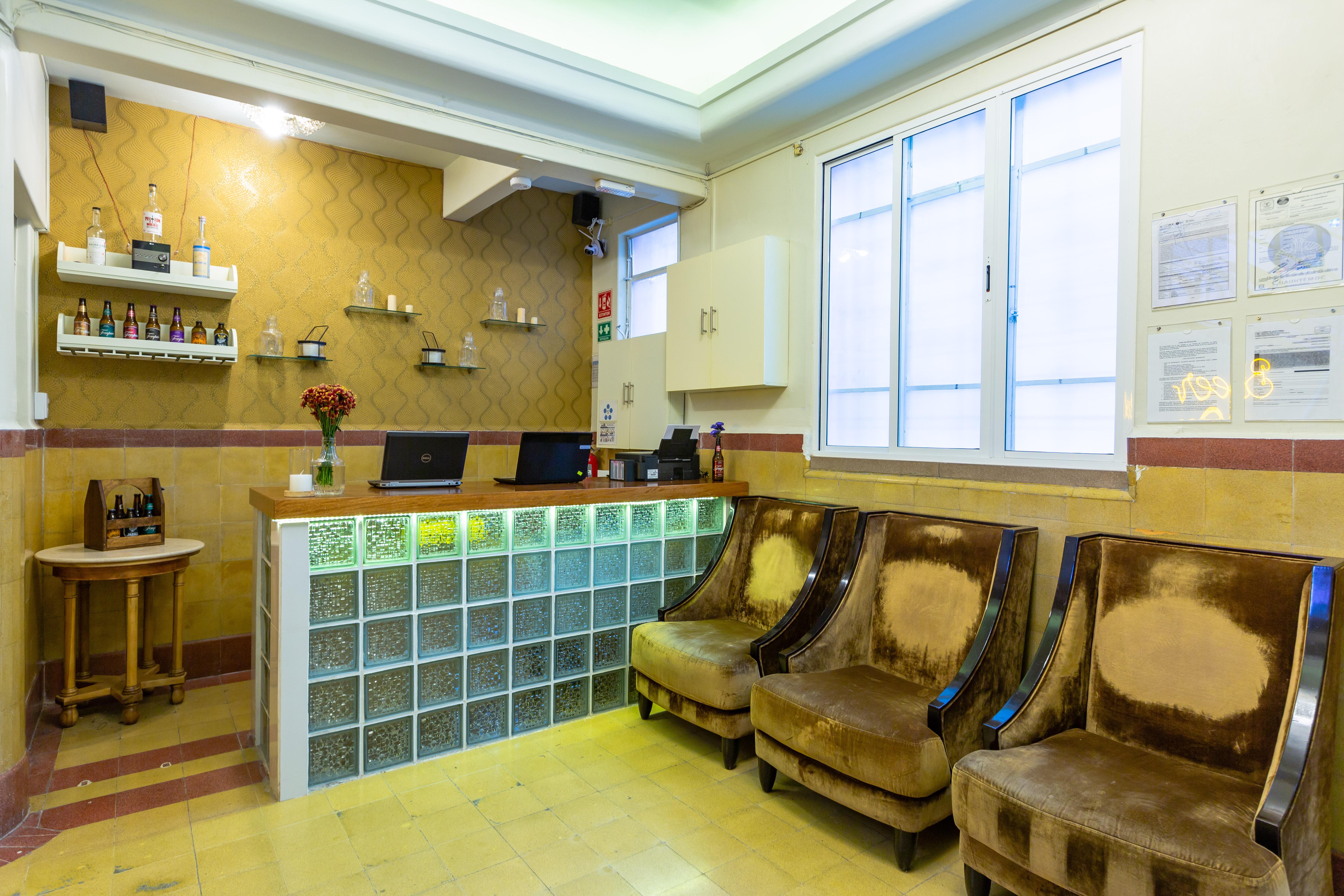 Mala Vecindad Beer Hotel مدينة مكسيكو المظهر الخارجي الصورة