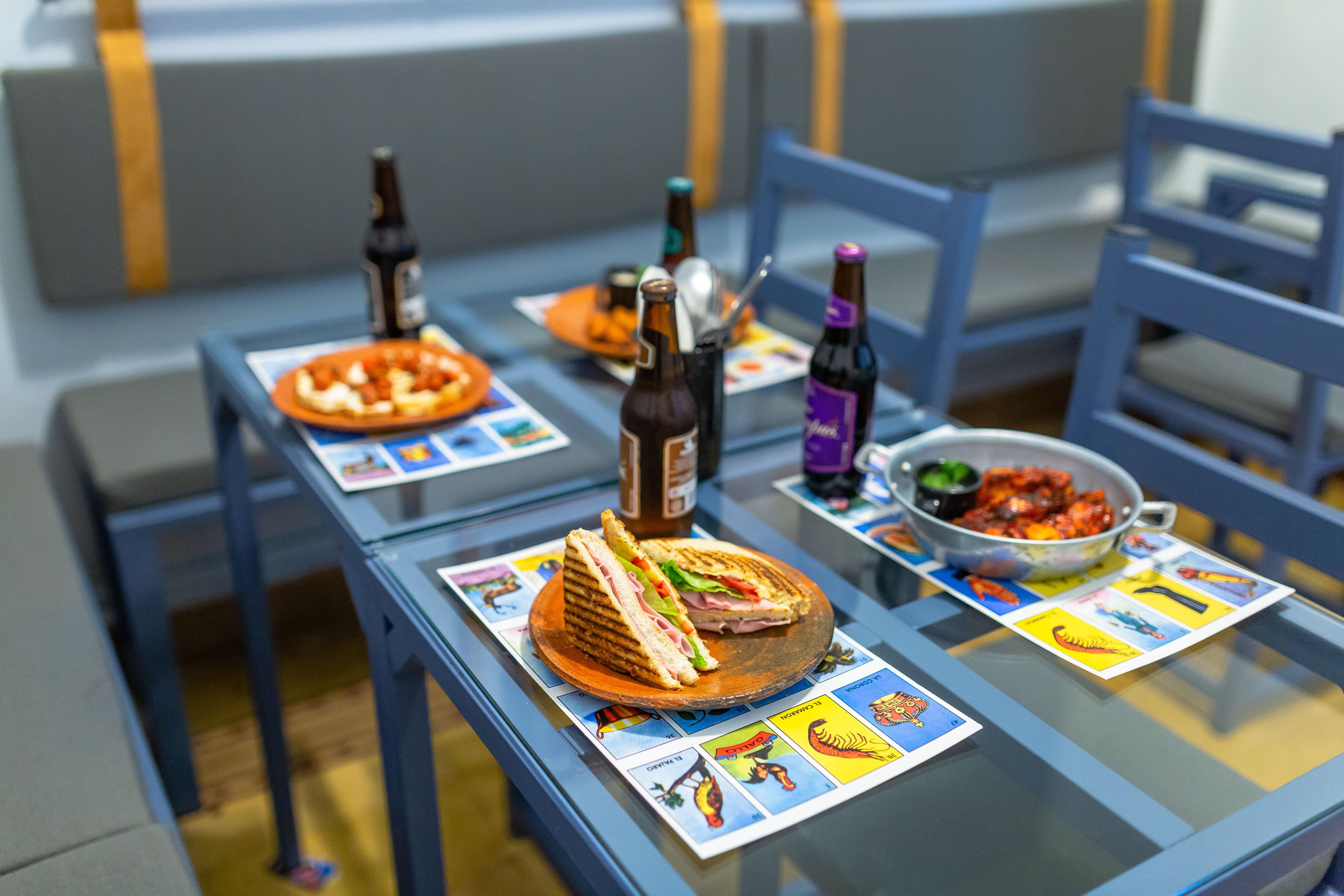 Mala Vecindad Beer Hotel مدينة مكسيكو المظهر الخارجي الصورة