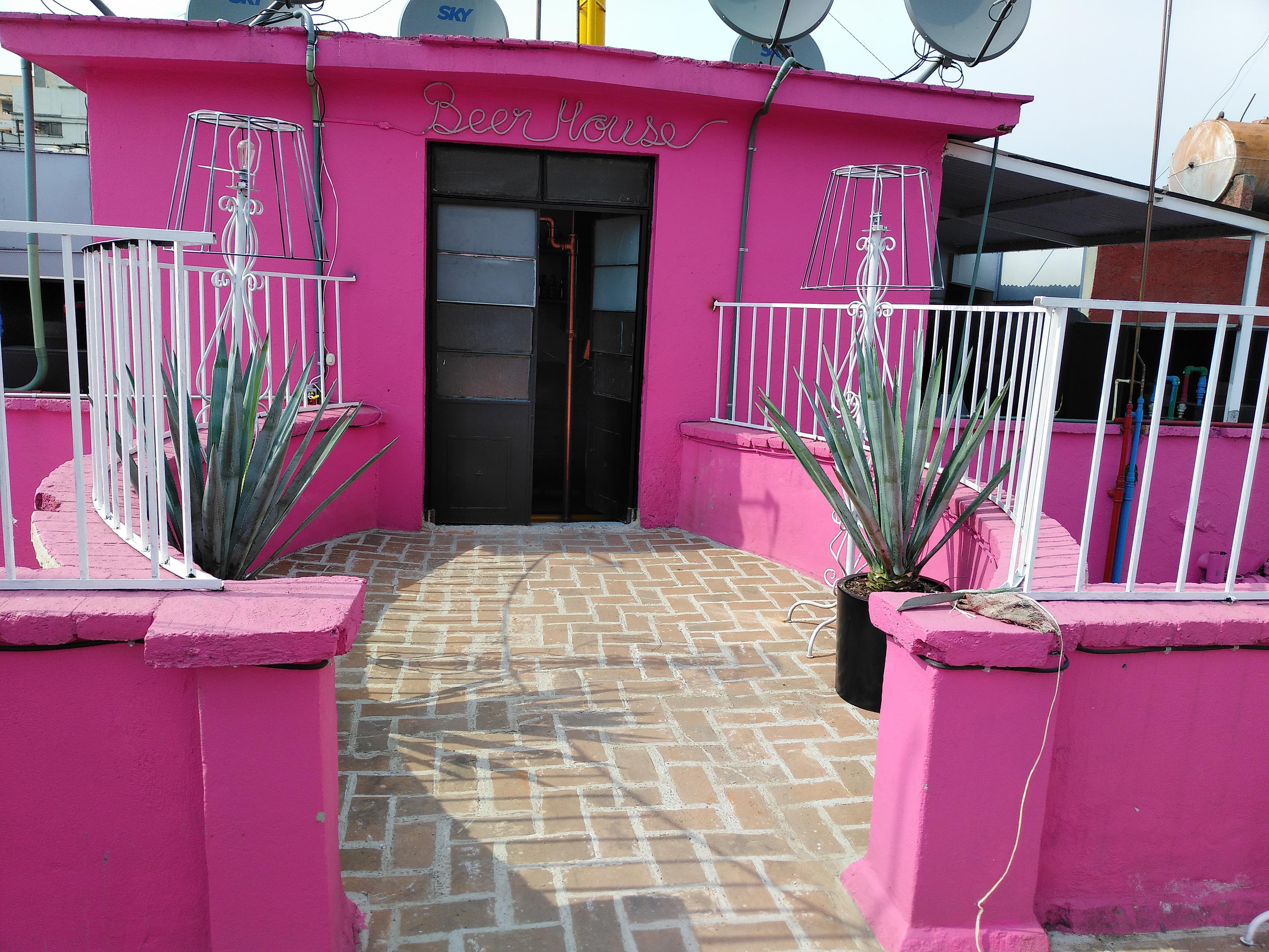 Mala Vecindad Beer Hotel مدينة مكسيكو المظهر الخارجي الصورة