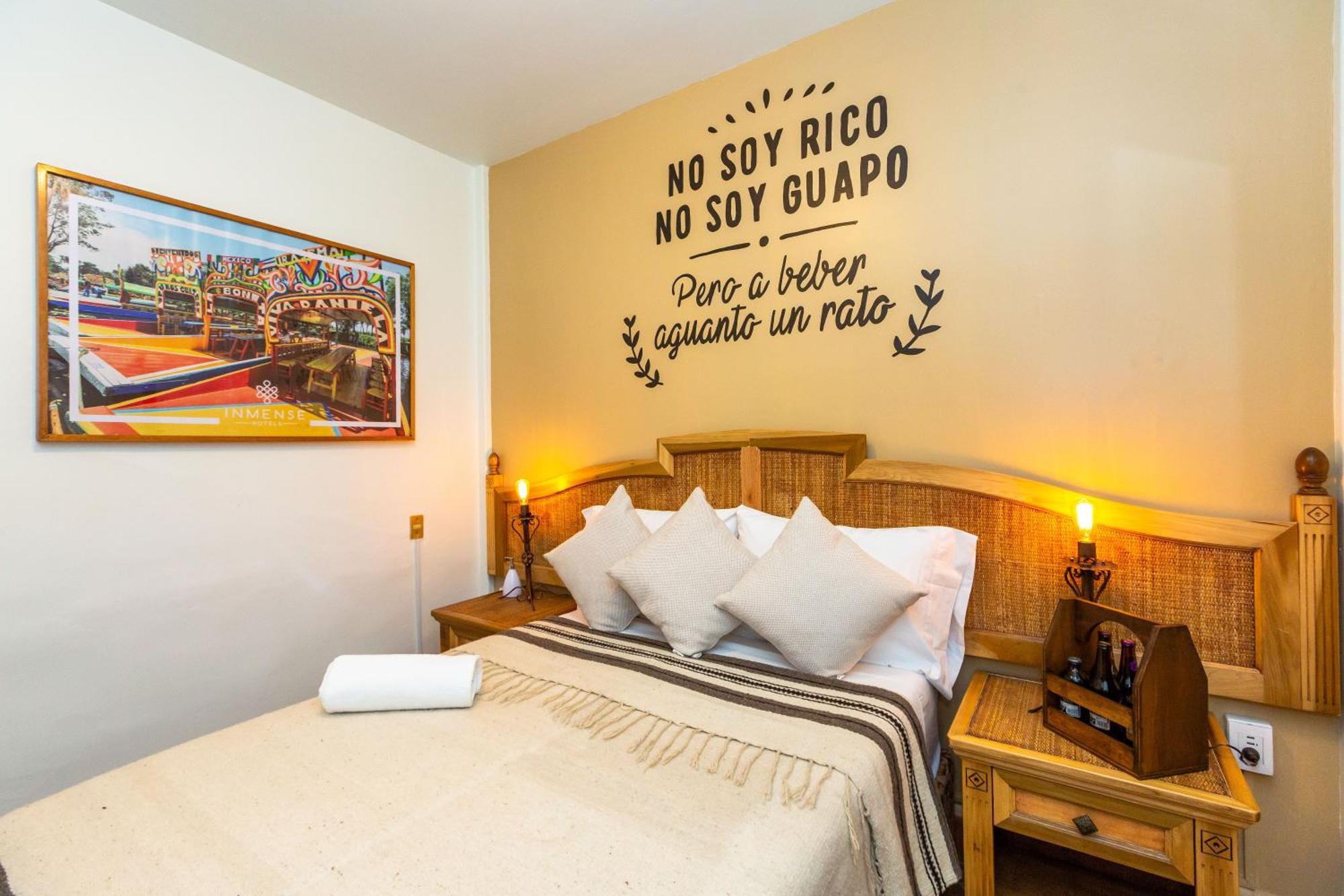 Mala Vecindad Beer Hotel مدينة مكسيكو المظهر الخارجي الصورة